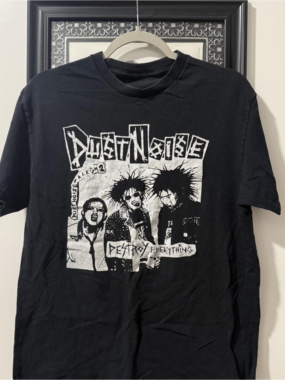 Gildan Black Short-Sleeve Punk Graphic Tee